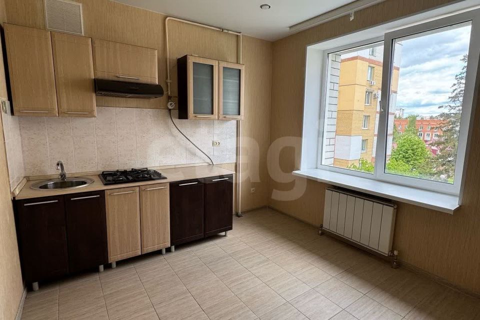 Сдаётся 2-комнатная квартира, 70 м²