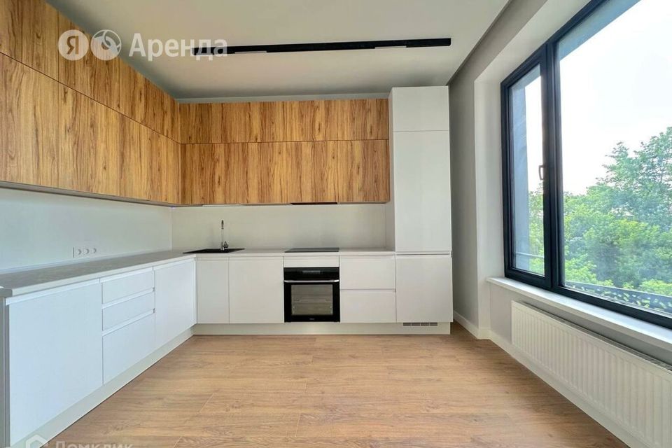 Сдаётся 2-комнатная квартира, 64 м²