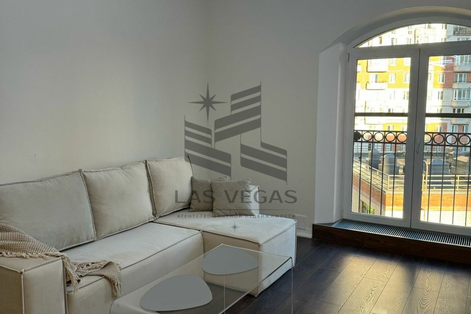 Сдаётся 4-комнатная квартира, 108.6 м²