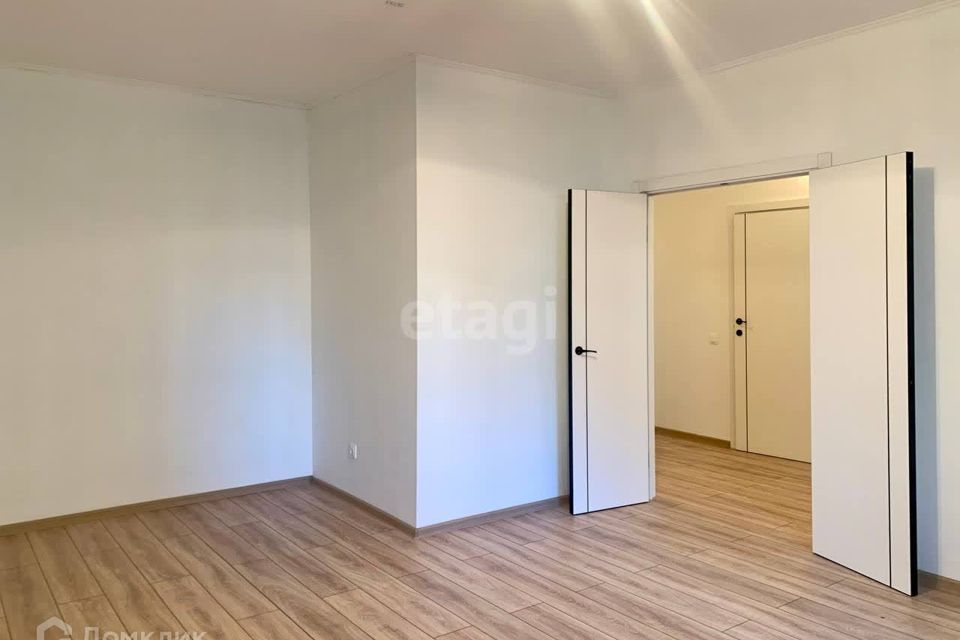 Продаётся 1-комнатная квартира, 51.1 м²