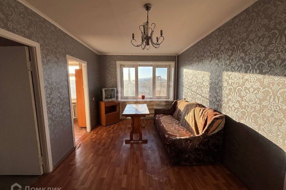 Продаётся 4-комнатная квартира, 61 м²