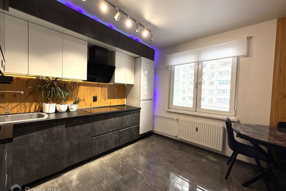 Продаётся 2-комнатная квартира, 55.2 м²