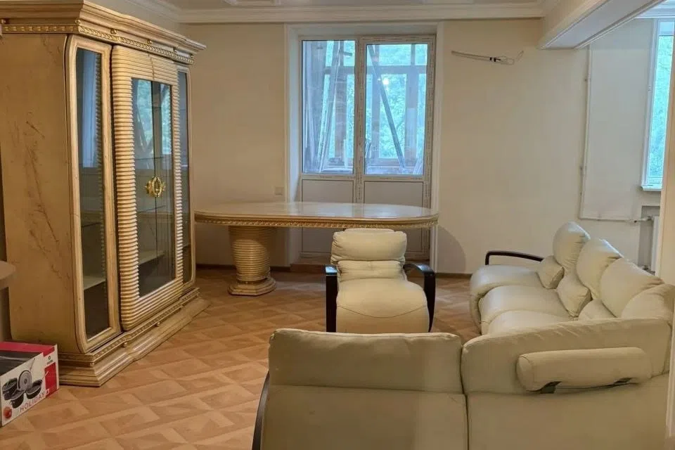 Продаётся 3-комнатная квартира, 72.7 м²