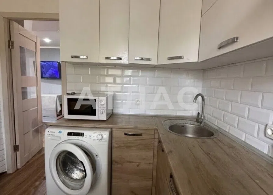 Сдаётся 3-комнатная квартира, 57.2 м²