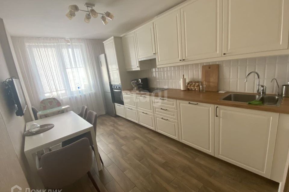 Продаётся 3-комнатная квартира, 81.2 м²