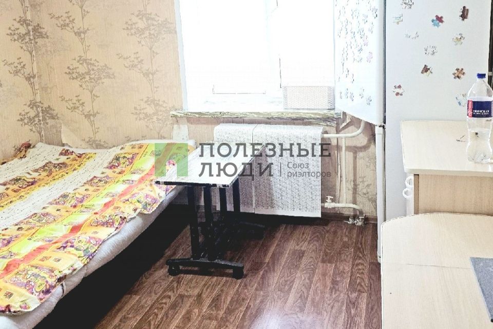 Сдаётся комната в 4-комн. квартире, 13 м²