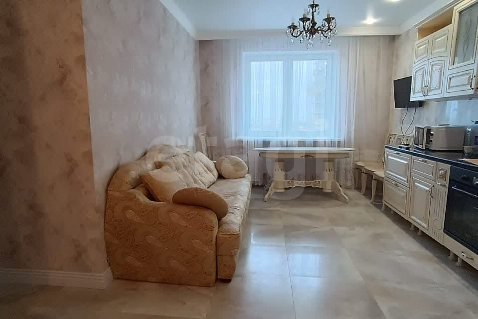 Продаётся 3-комнатная квартира, 83 м²