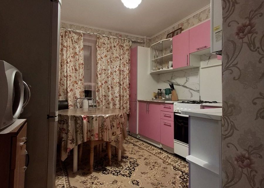 Продаётся 3-комнатная квартира, 67.9 м²