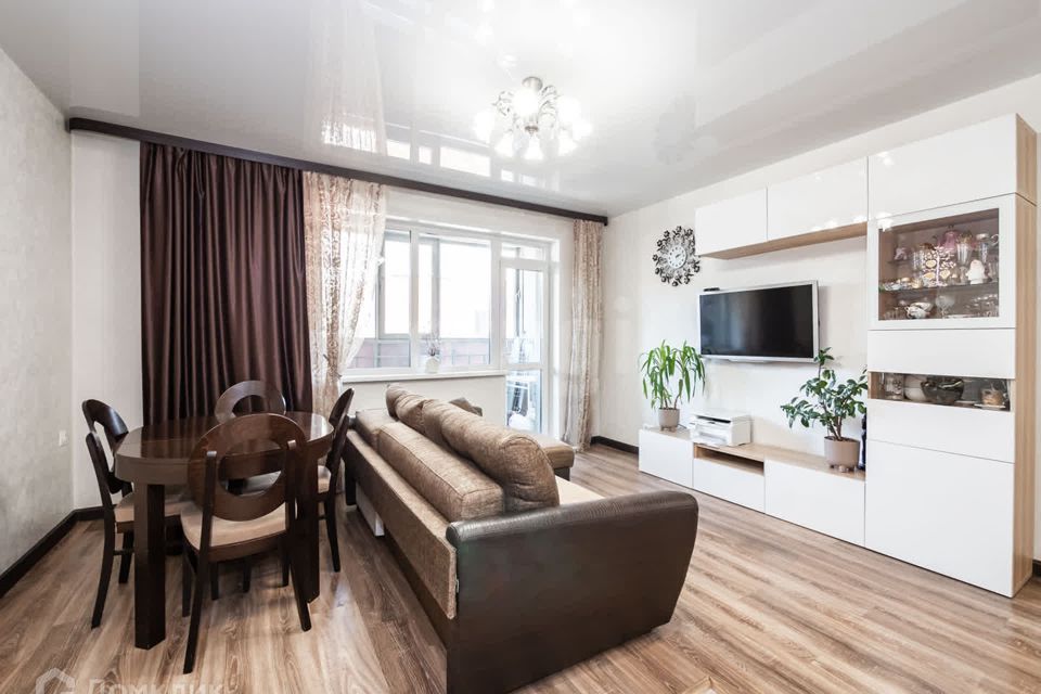 Продаётся 3-комнатная квартира, 69.8 м²