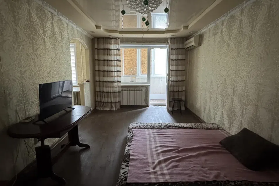 Продаётся 3-комнатная квартира, 55.7 м²