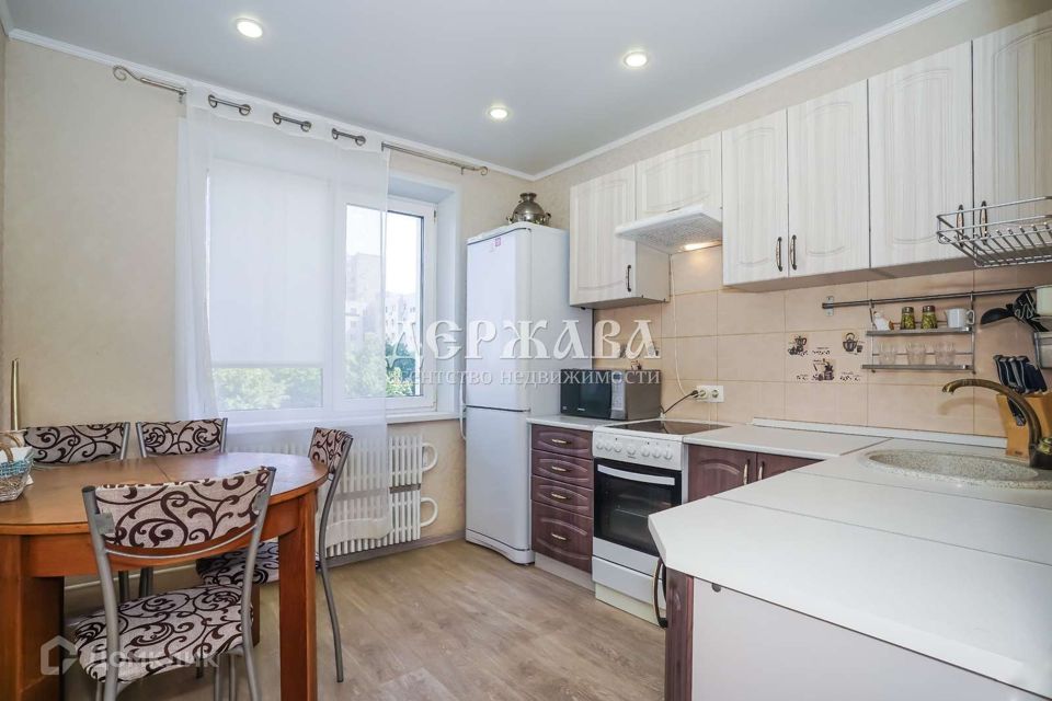 Продаётся 3-комнатная квартира, 62.5 м²
