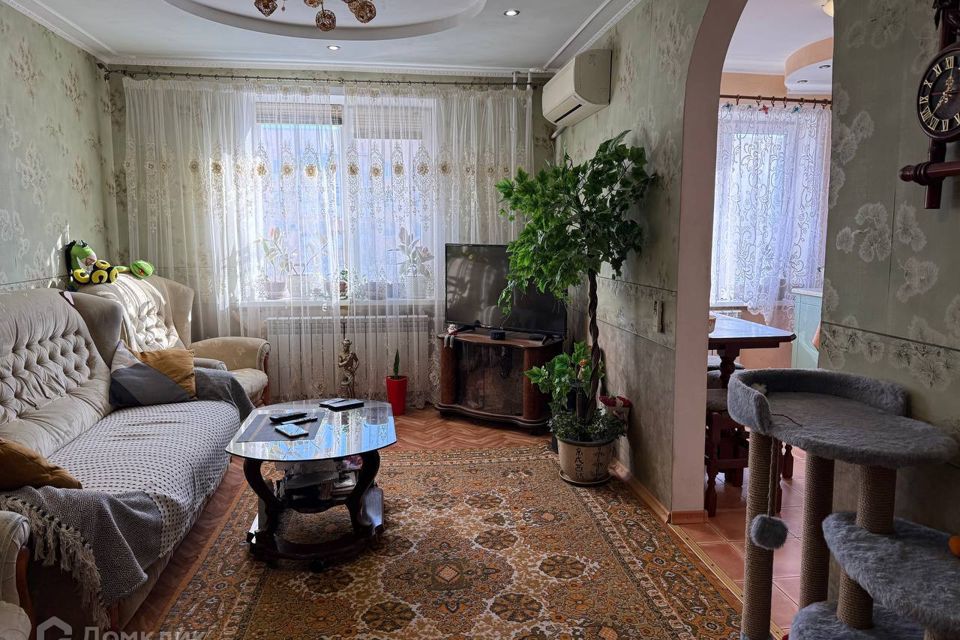 Продаётся 3-комнатная квартира, 60.2 м²