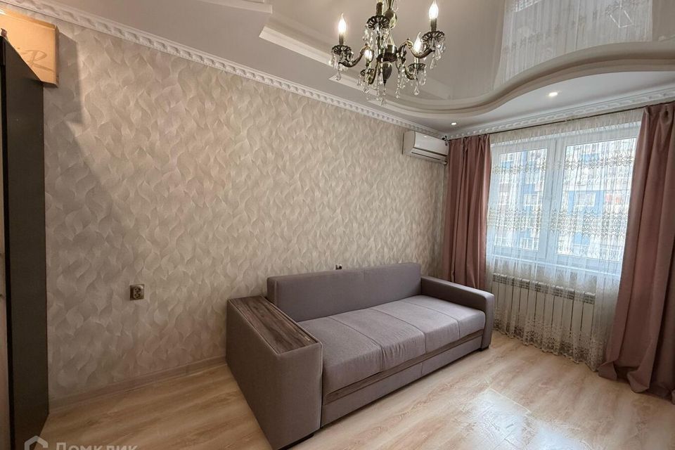 Продаётся 1-комнатная квартира, 43 м²