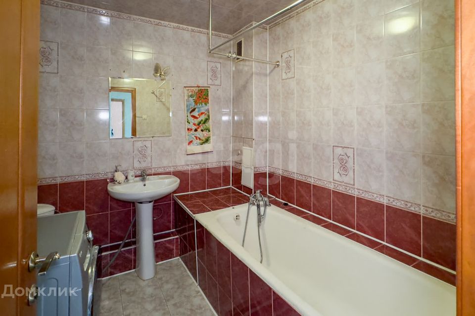 Продаётся 3-комнатная квартира, 58.4 м²
