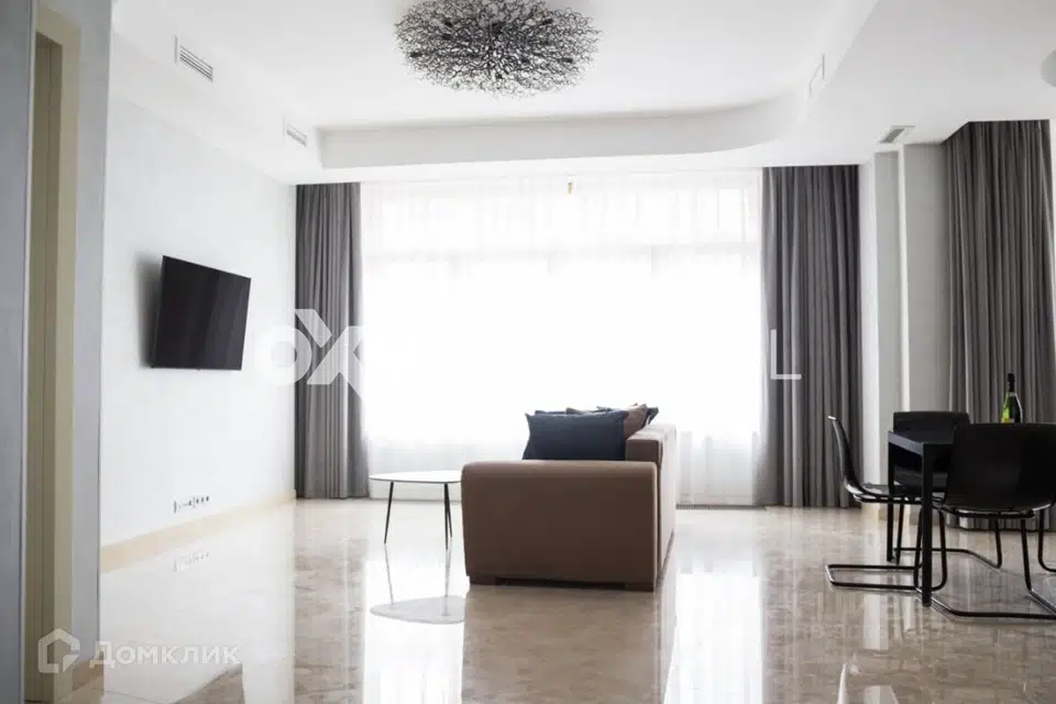 Продаётся 2-комнатная квартира, 92.7 м²