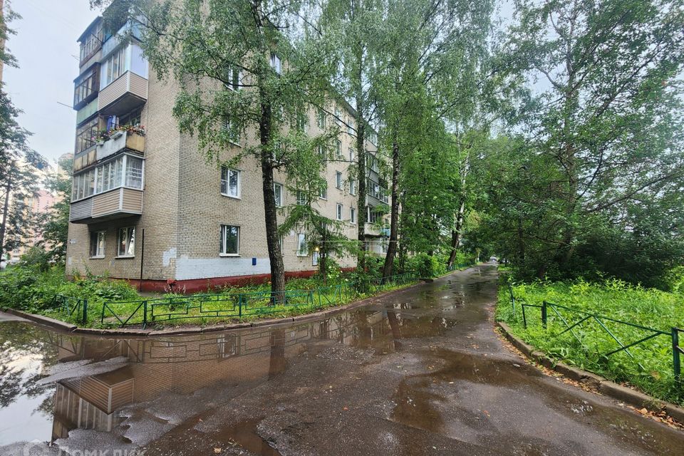 Продаётся 3-комнатная квартира, 52.4 м²