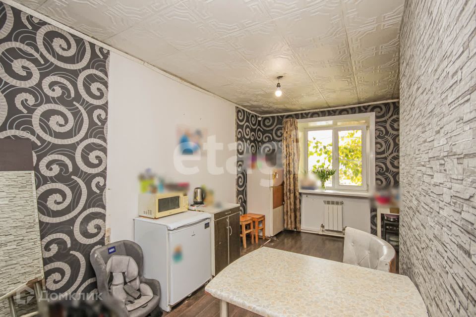 Продаётся 3-комнатная квартира, 59.9 м²