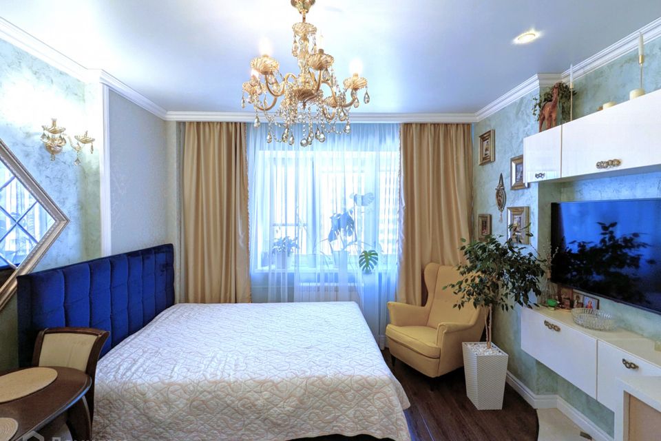 Продаётся 1-комнатная квартира, 42.4 м²