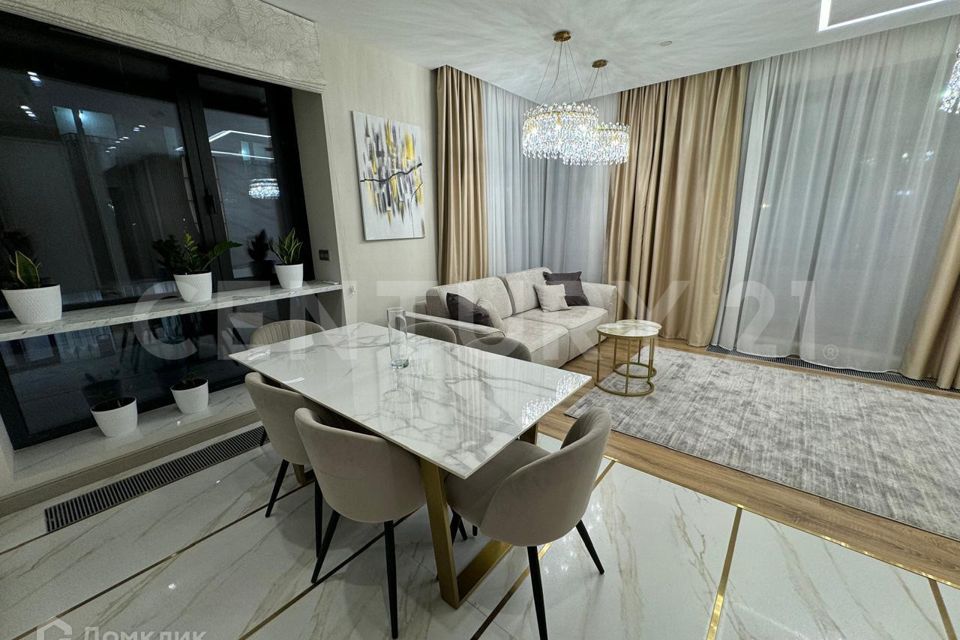 Продаётся 3-комнатная квартира, 70 м²