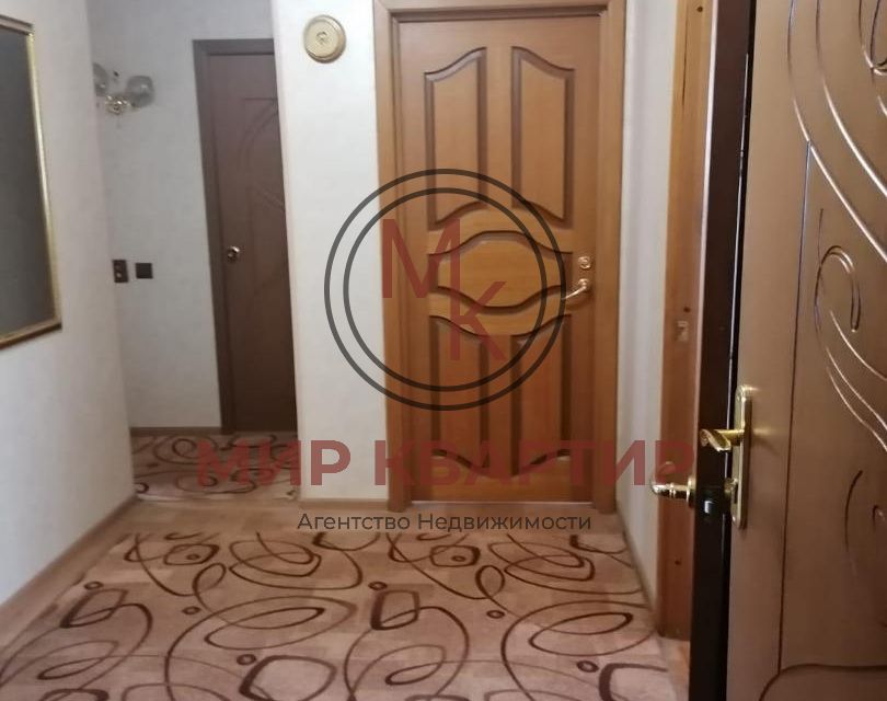 Продаётся 3-комнатная квартира, 60.3 м²