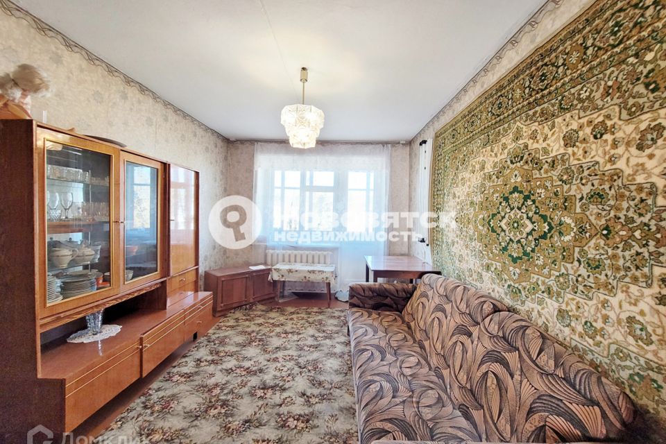 Продаётся 3-комнатная квартира, 57.3 м²