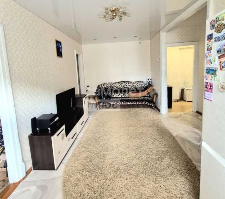 Продаётся 3-комнатная квартира, 56.7 м²