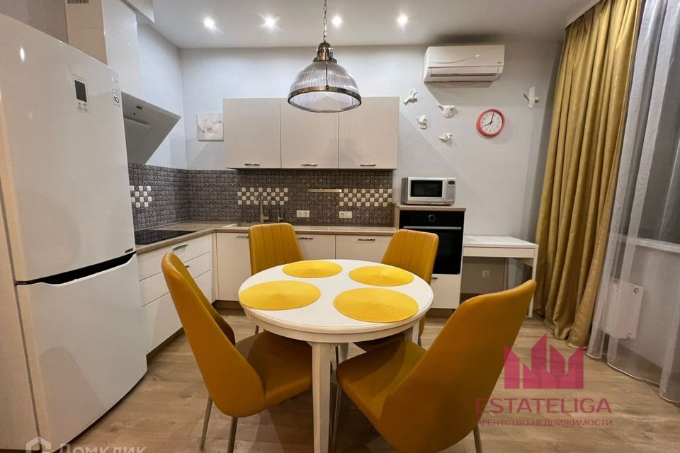 Сдаётся 1-комнатная квартира, 45 м²