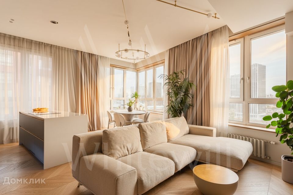 Продаётся 4-комнатная квартира, 115 м²