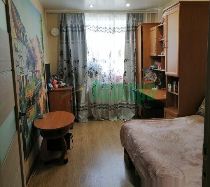 Продаётся 3-комнатная квартира, 65.2 м²