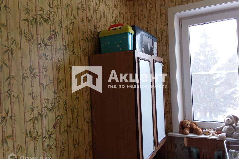 Продаётся 4-комнатная квартира, 58 м²