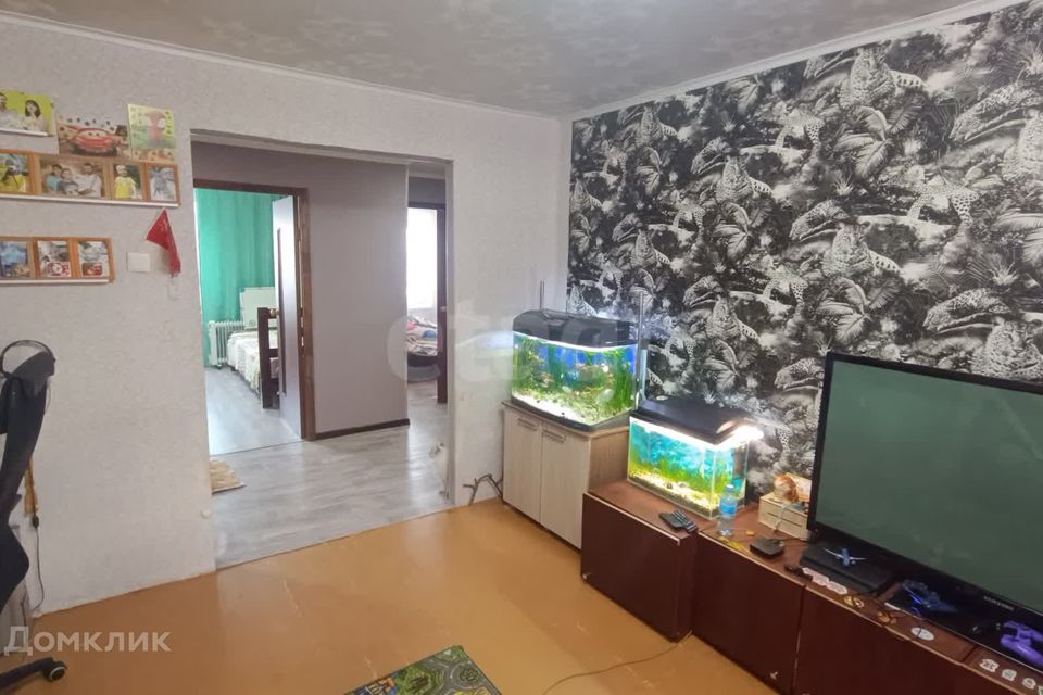 Продаётся 3-комнатная квартира, 57.3 м²