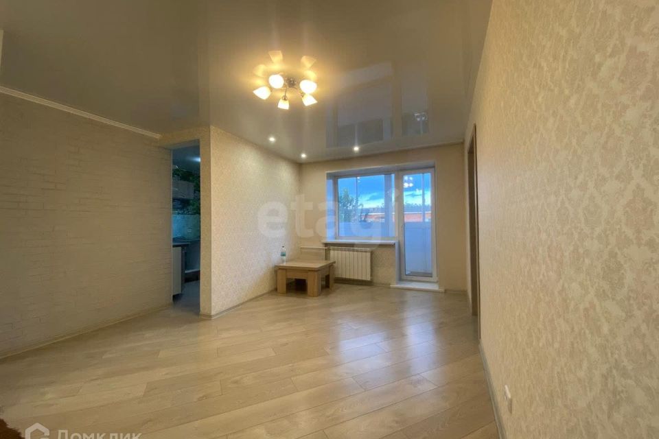 Продаётся 2-комнатная квартира, 43.8 м²