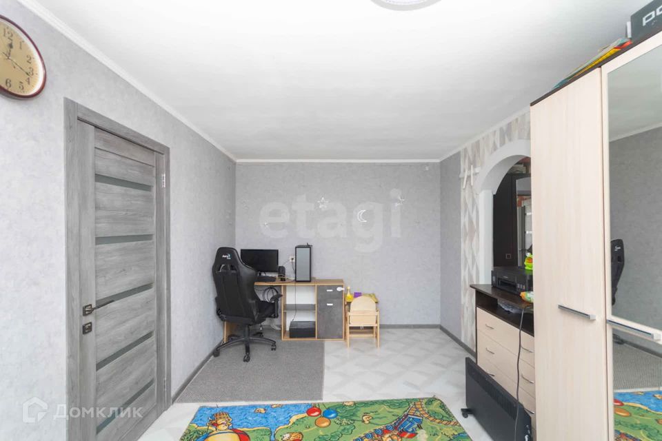 Продаётся 3-комнатная квартира, 60 м²