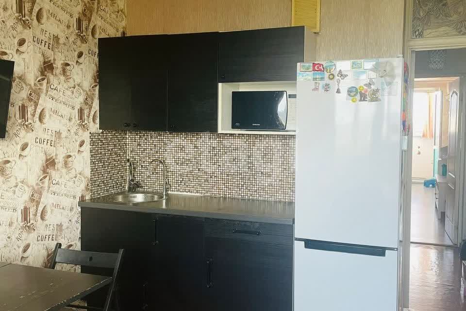Продаётся 1-комнатная квартира, 43.4 м²