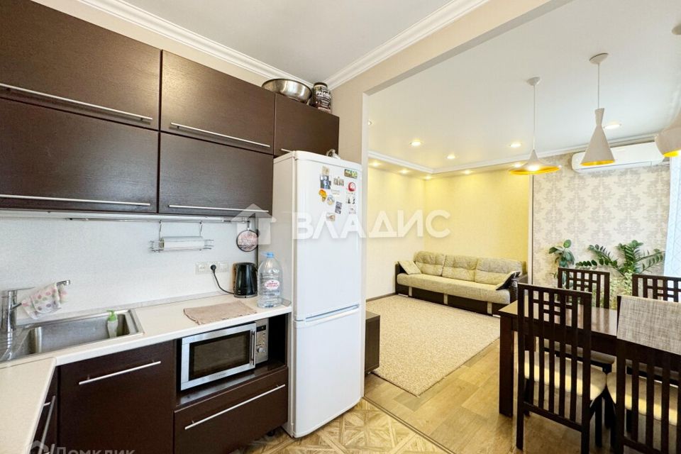 Продаётся 3-комнатная квартира, 64.4 м²