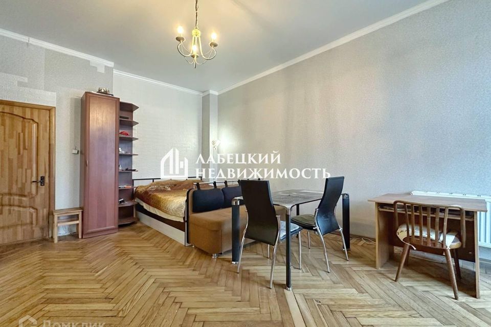 Продаётся комната в 3-комн. квартире, 21.7 м²