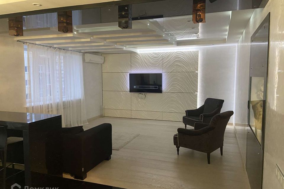 Продаётся 3-комнатная квартира, 112 м²
