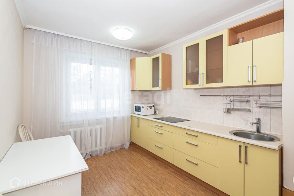Продаётся 3-комнатная квартира, 62.8 м²