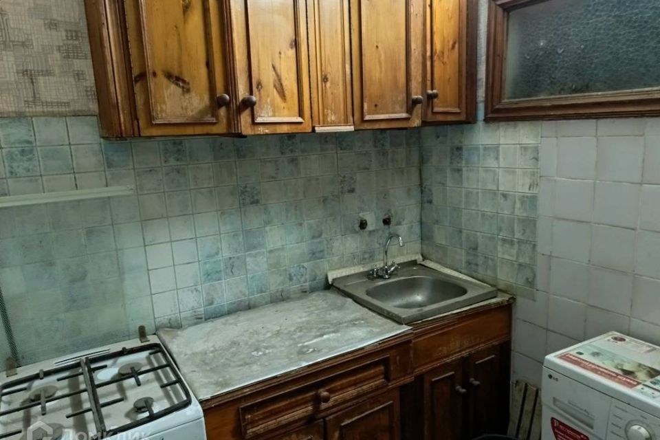 Продаётся 3-комнатная квартира, 52.4 м²