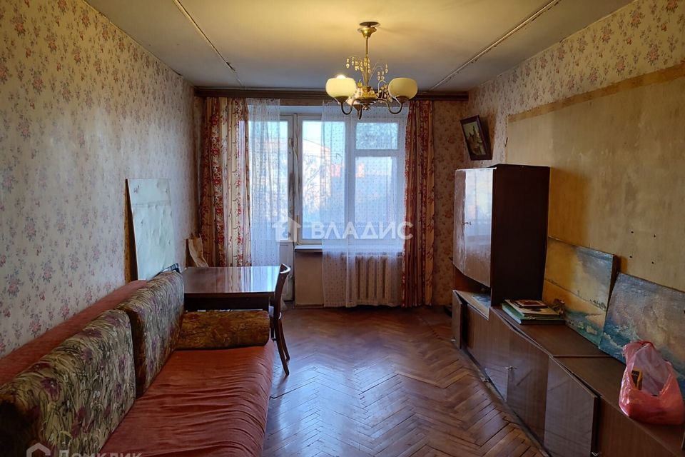 Продаётся 3-комнатная квартира, 57.2 м²
