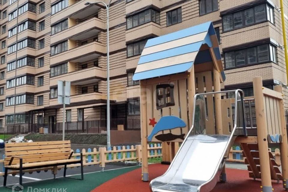 Продаётся 1-комнатная квартира, 42.34 м²