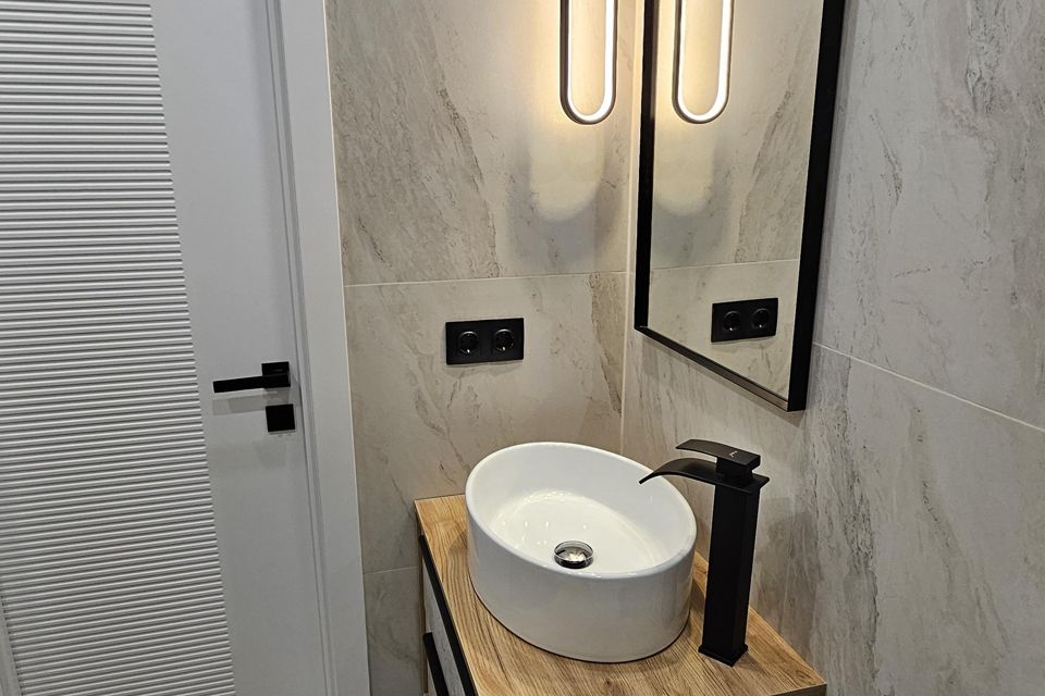 Продаётся 1-комнатная квартира, 38 м²