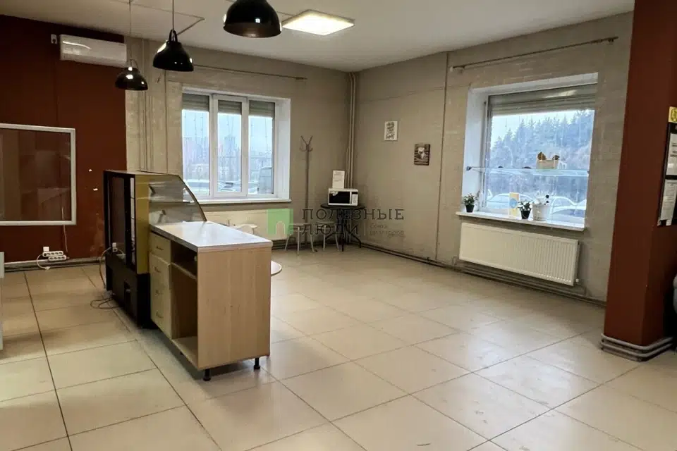 Продаётся торговое помещение, 144 м²
