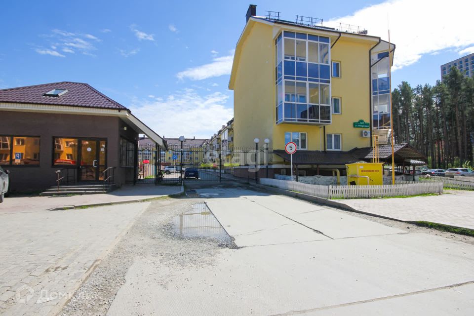 Продаётся 1-комнатная квартира, 38.4 м²