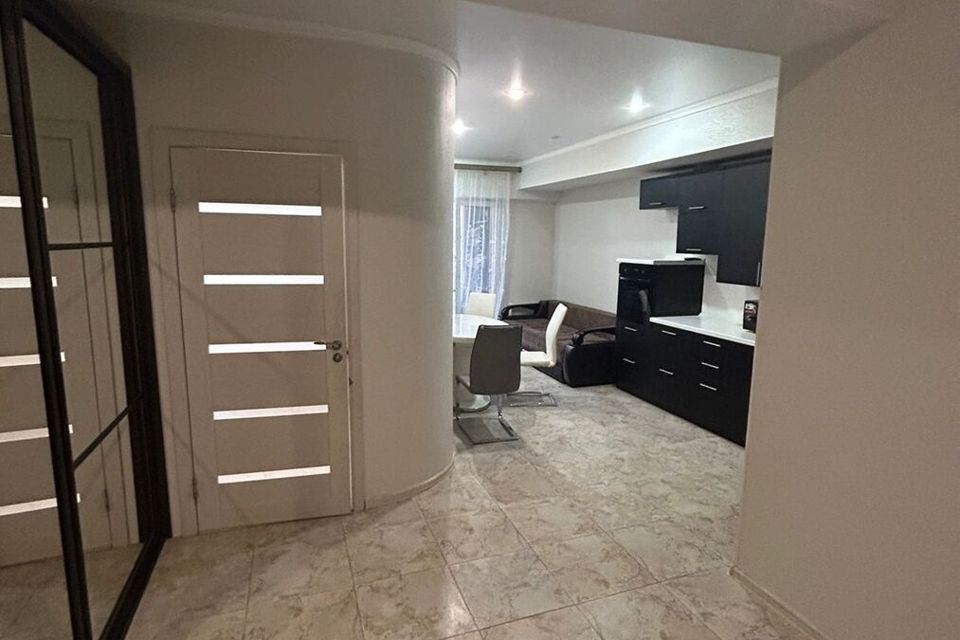 Продаётся 1-комнатная квартира, 50 м²