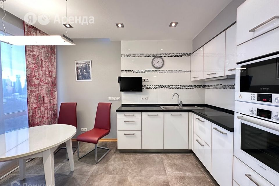 Сдаётся 2-комнатная квартира, 55 м²