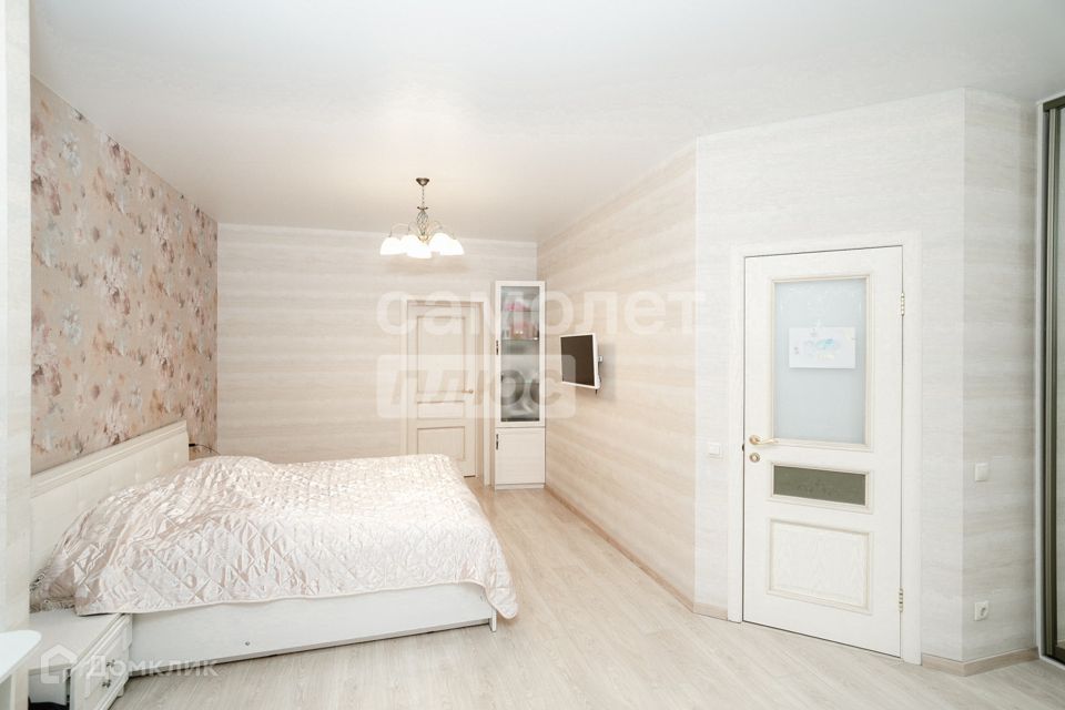 Продаётся 3-комнатная квартира, 90 м²