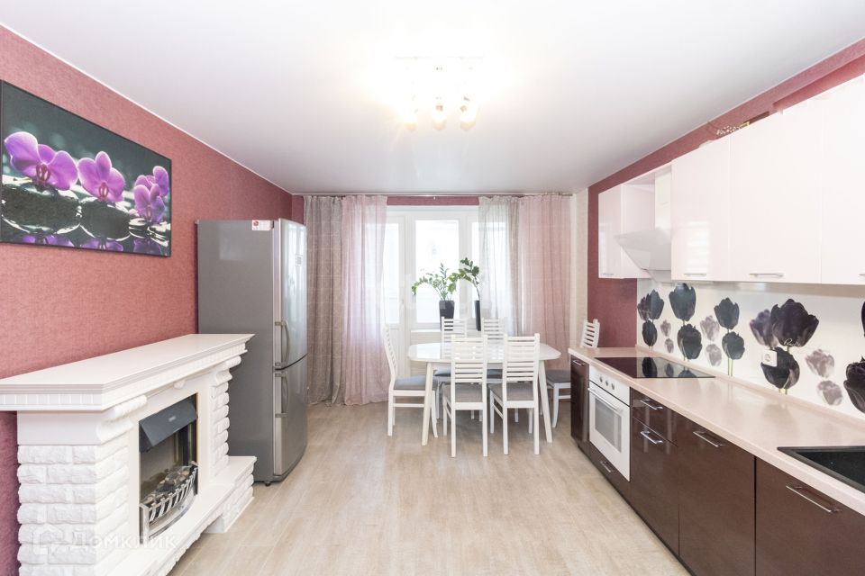 Продаётся 3-комнатная квартира, 93 м²
