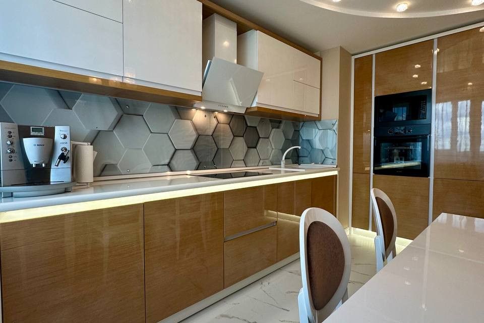 Продаётся 3-комнатная квартира, 76.2 м²