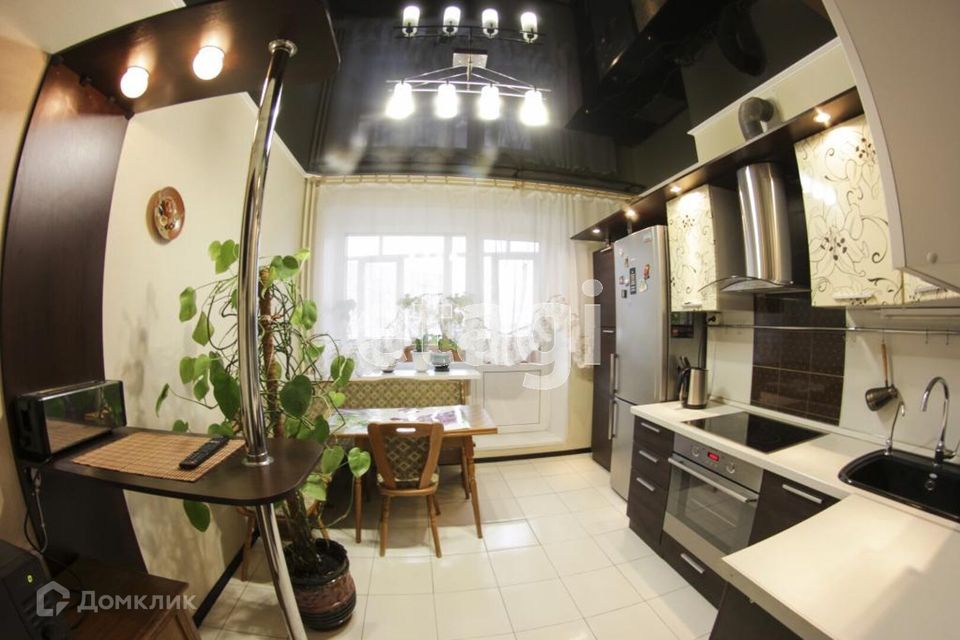 Продаётся 3-комнатная квартира, 72.6 м²